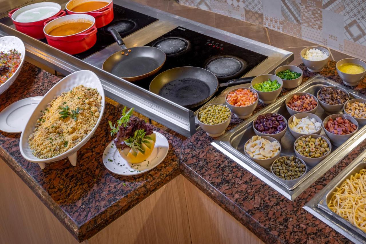 Serhs Natal Grand Hotel & Resort エクステリア 写真 A salad bar