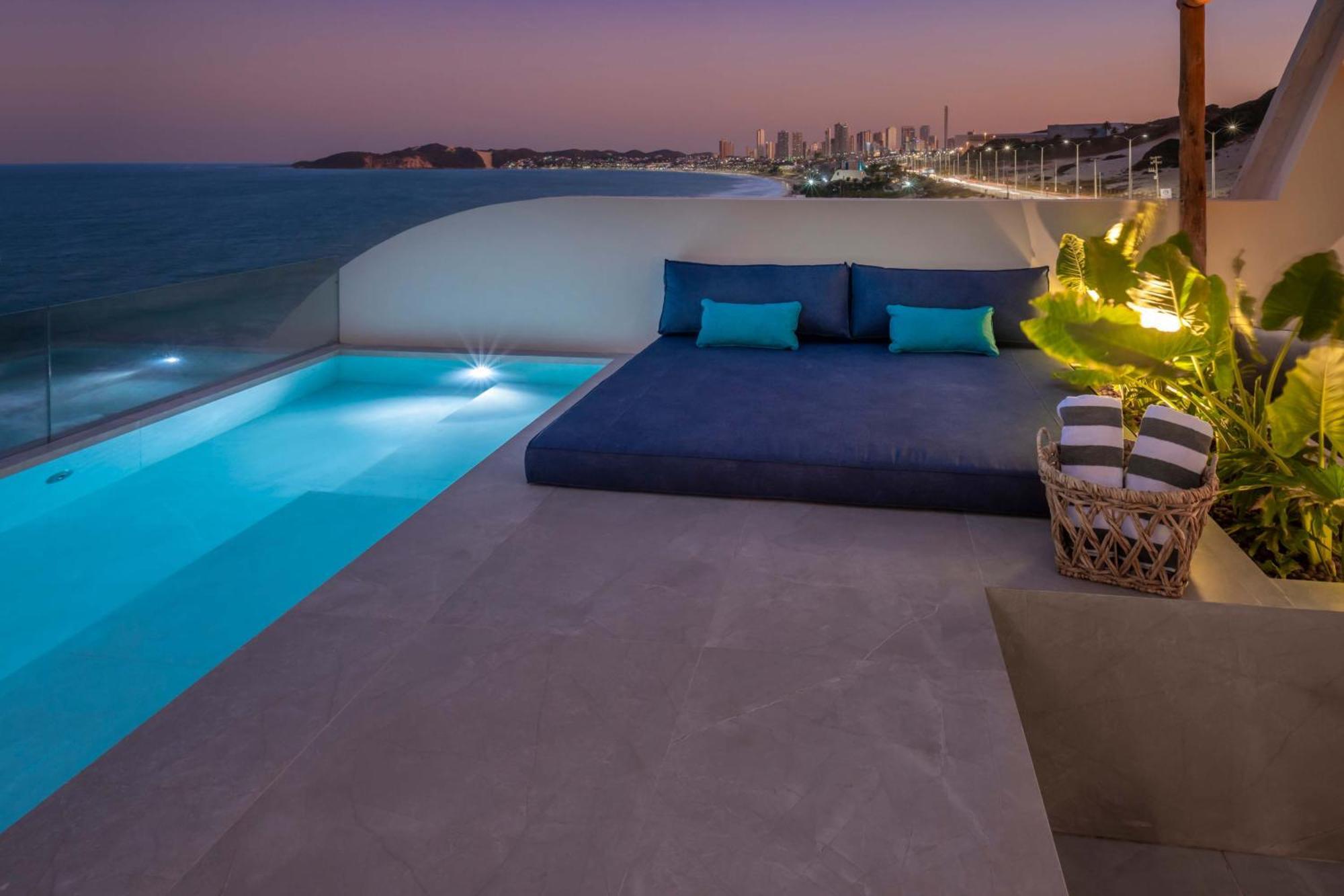 Serhs Natal Grand Hotel & Resort エクステリア 写真 The rooftop pool at the hotel